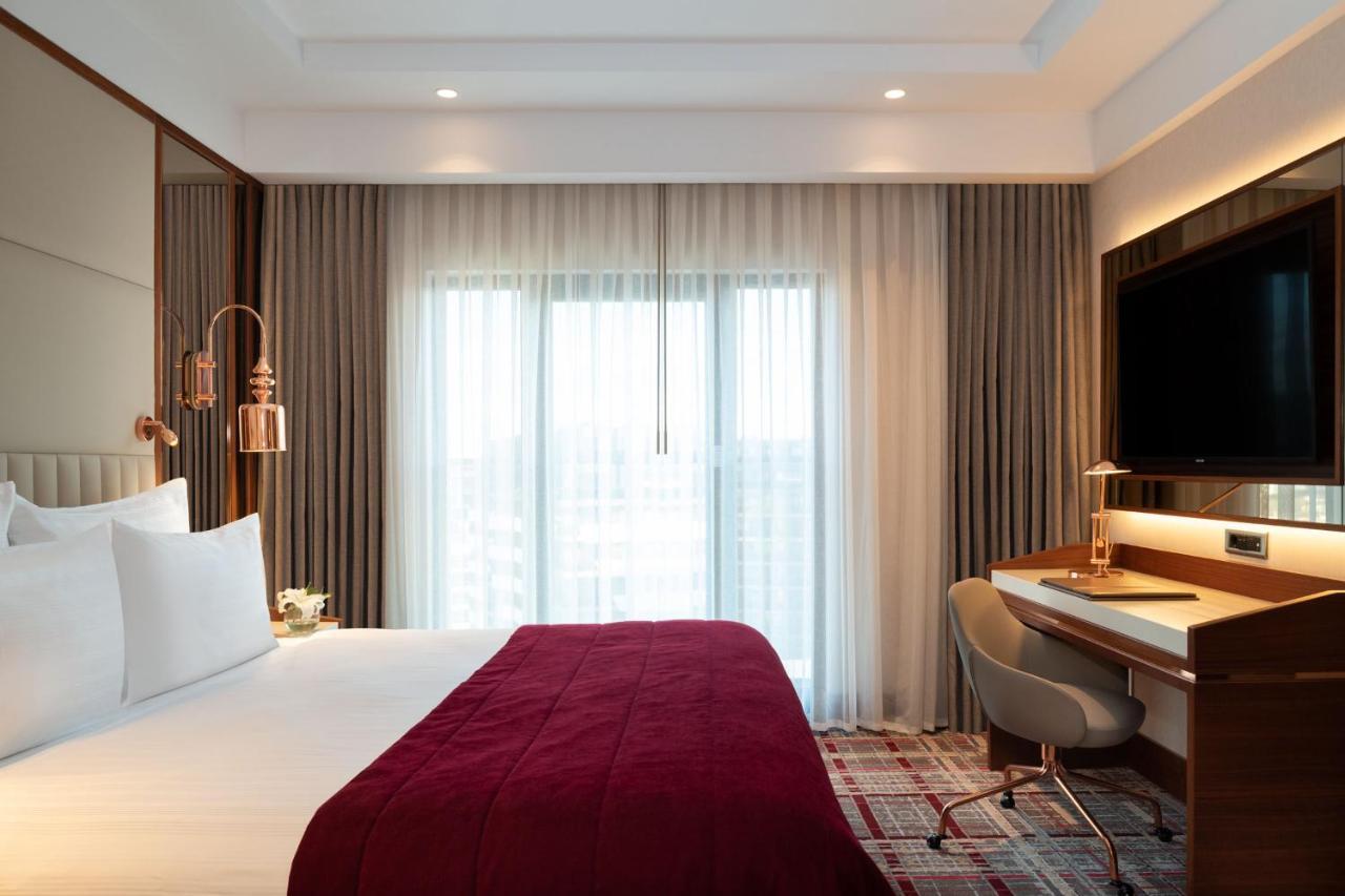 Moevenpick Hotel Istanbul Asia Airport ภายนอก รูปภาพ A room at the hotel